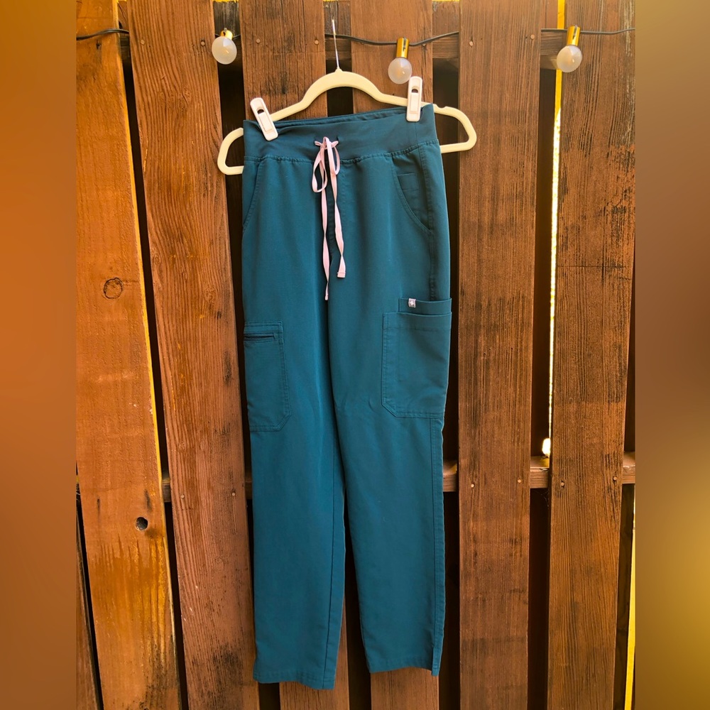 Figs Caribbean Blue High waist Yola scrub pant